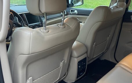 Jeep Grand Cherokee, 2016 год, 3 500 000 рублей, 23 фотография