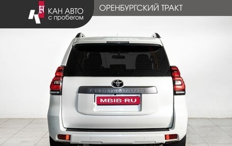 Toyota Land Cruiser Prado 150 рестайлинг 2, 2021 год, 5 410 000 рублей, 4 фотография