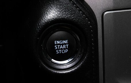 Toyota Land Cruiser Prado 150 рестайлинг 2, 2021 год, 5 410 000 рублей, 12 фотография