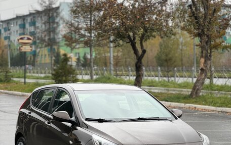 Hyundai Solaris II рестайлинг, 2016 год, 1 050 000 рублей, 3 фотография