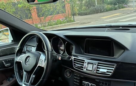 Mercedes-Benz E-Класс, 2014 год, 2 950 000 рублей, 22 фотография