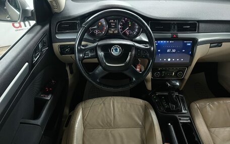 Skoda Superb III рестайлинг, 2009 год, 699 000 рублей, 17 фотография