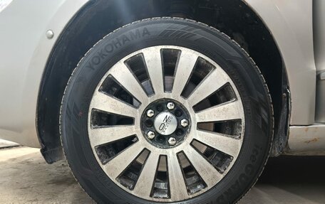 Skoda Superb III рестайлинг, 2009 год, 699 000 рублей, 23 фотография