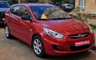 Hyundai Solaris II рестайлинг, 2011 год, 910 000 рублей, 1 фотография