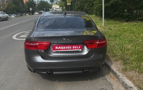 Jaguar XE I рестайлинг, 2016 год, 1 605 000 рублей, 4 фотография