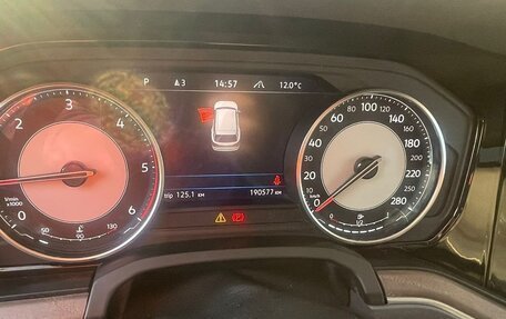 Volkswagen Touareg III, 2021 год, 5 150 000 рублей, 16 фотография