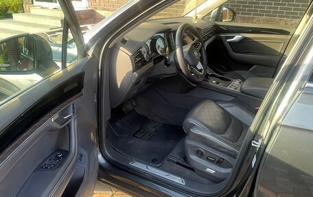 Volkswagen Touareg III, 2021 год, 5 150 000 рублей, 9 фотография