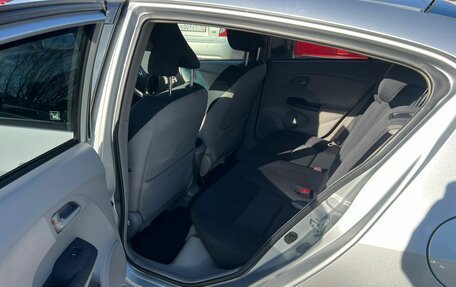 Honda Insight II рестайлинг, 2010 год, 899 999 рублей, 11 фотография