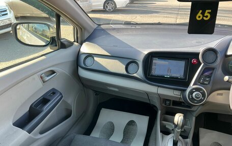 Honda Insight II рестайлинг, 2010 год, 899 999 рублей, 16 фотография