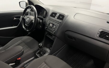 Volkswagen Polo VI (EU Market), 2017 год, 999 000 рублей, 12 фотография
