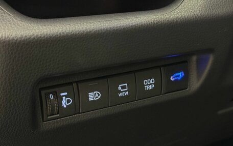 Toyota RAV4, 2024 год, 4 200 000 рублей, 11 фотография