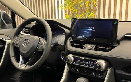 Toyota RAV4, 2024 год, 4 200 000 рублей, 28 фотография