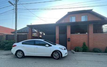 KIA Cerato III, 2015 год, 900 000 рублей, 2 фотография