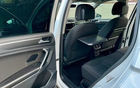 Volkswagen Tiguan II, 2017 год, 2 500 000 рублей, 10 фотография