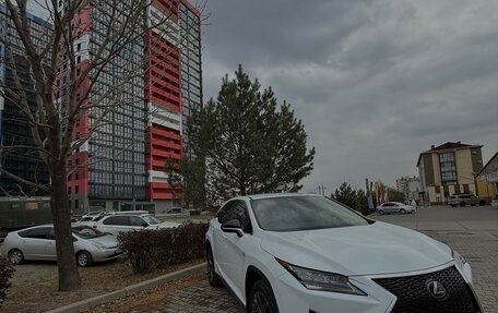 Lexus RX IV рестайлинг, 2018 год, 4 300 000 рублей, 5 фотография