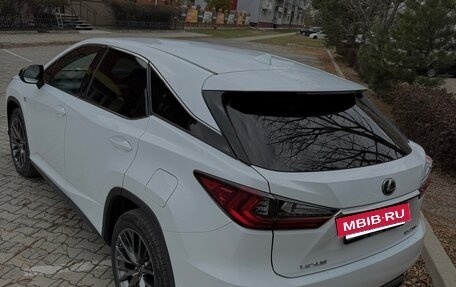 Lexus RX IV рестайлинг, 2018 год, 4 300 000 рублей, 4 фотография