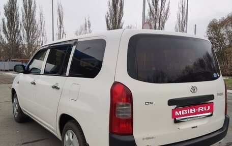 Toyota Probox I, 2010 год, 600 000 рублей, 4 фотография