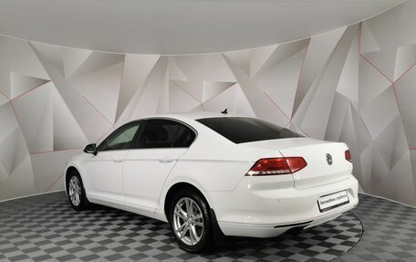 Volkswagen Passat B8 рестайлинг, 2017 год, 1 735 000 рублей, 4 фотография