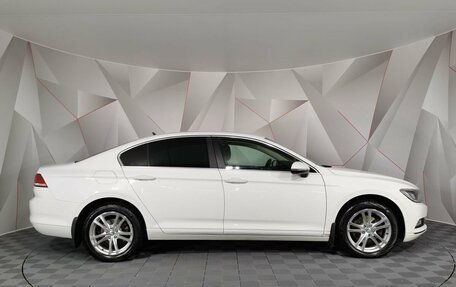 Volkswagen Passat B8 рестайлинг, 2017 год, 1 735 000 рублей, 6 фотография