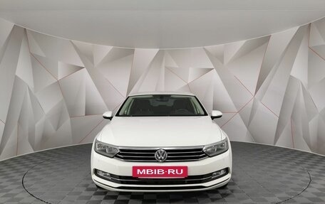 Volkswagen Passat B8 рестайлинг, 2017 год, 1 735 000 рублей, 7 фотография