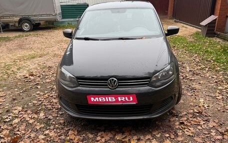 Volkswagen Polo VI (EU Market), 2011 год, 700 000 рублей, 1 фотография