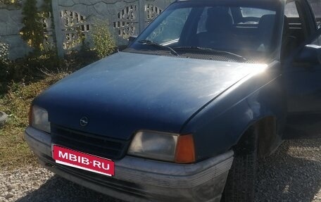 Opel Kadett E рестайлинг, 1986 год, 90 000 рублей, 1 фотография