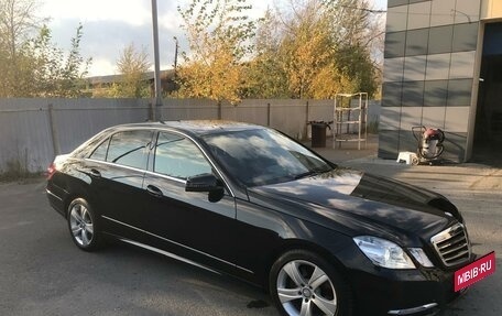 Mercedes-Benz E-Класс, 2012 год, 1 900 000 рублей, 1 фотография