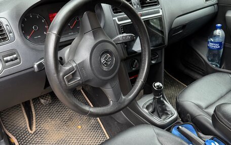 Volkswagen Polo VI (EU Market), 2011 год, 700 000 рублей, 7 фотография