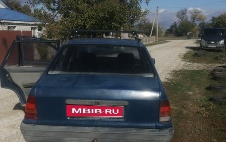 Opel Kadett E рестайлинг, 1986 год, 90 000 рублей, 2 фотография