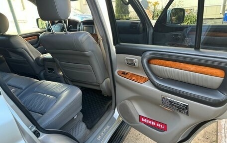 Lexus LX II, 2006 год, 1 640 000 рублей, 5 фотография