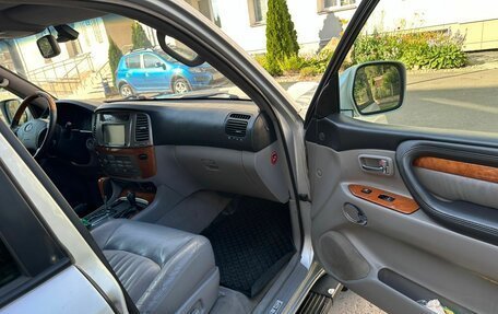 Lexus LX II, 2006 год, 1 640 000 рублей, 19 фотография