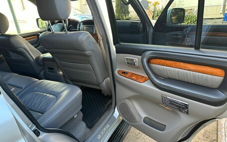 Lexus LX II, 2006 год, 1 640 000 рублей, 20 фотография