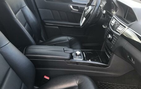 Mercedes-Benz E-Класс, 2012 год, 1 900 000 рублей, 13 фотография