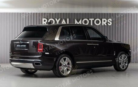 Rolls-Royce Cullinan, 2019 год, 30 900 000 рублей, 5 фотография