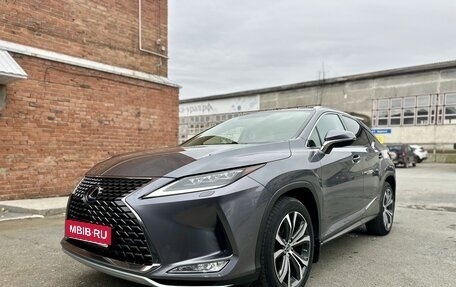 Lexus RX IV рестайлинг, 2020 год, 4 950 000 рублей, 1 фотография