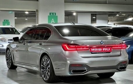 BMW 7 серия, 2022 год, 6 132 000 рублей, 3 фотография