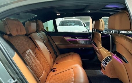 BMW 7 серия, 2022 год, 6 132 000 рублей, 12 фотография
