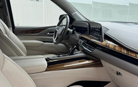 Cadillac Escalade V, 2021 год, 8 250 000 рублей, 5 фотография