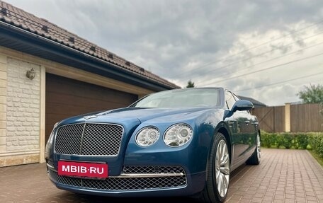 Bentley Flying Spur II, 2015 год, 5 300 000 рублей, 1 фотография