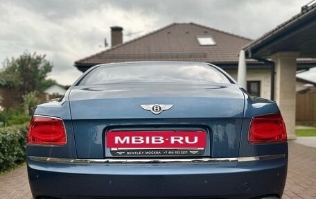 Bentley Flying Spur II, 2015 год, 5 300 000 рублей, 3 фотография