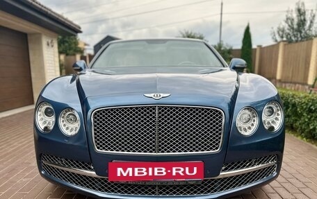 Bentley Flying Spur II, 2015 год, 5 300 000 рублей, 2 фотография