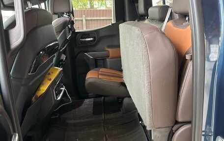 GMC Sierra, 2019 год, 7 000 000 рублей, 13 фотография