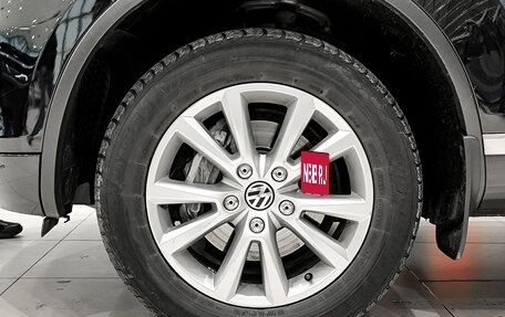 Volkswagen Touareg III, 2011 год, 1 995 000 рублей, 22 фотография