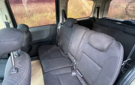 Nissan Lafesta I, 2006 год, 370 000 рублей, 4 фотография