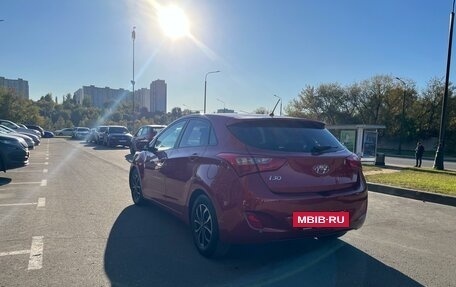 Hyundai i30 II рестайлинг, 2015 год, 899 000 рублей, 5 фотография