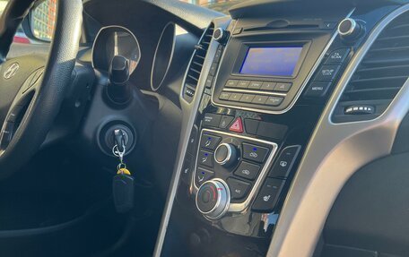 Hyundai i30 II рестайлинг, 2015 год, 899 000 рублей, 12 фотография