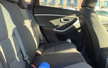 Hyundai i30 II рестайлинг, 2015 год, 899 000 рублей, 14 фотография