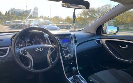 Hyundai i30 II рестайлинг, 2015 год, 899 000 рублей, 11 фотография