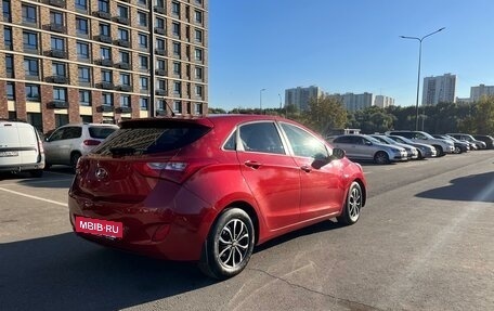 Hyundai i30 II рестайлинг, 2015 год, 899 000 рублей, 6 фотография