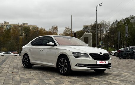 Skoda Superb III рестайлинг, 2016 год, 2 550 000 рублей, 3 фотография